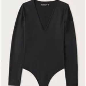 Abercrombie & Fitch V neck bodysuit XL NWT